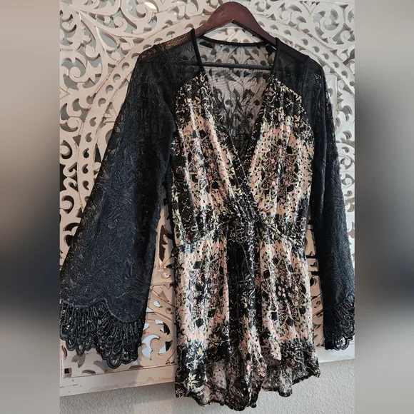 SKY YAMIR ROMPER BACK LACE V NECK WAIST STRAP LONG WING SLEEVES SIZE Medium - Picture 11 of 15